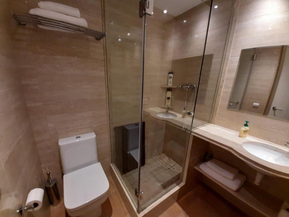 Cal Montaner Casa 3 Habitaciones 3 Banos Y Garaje كاذاكيس المظهر الخارجي الصورة